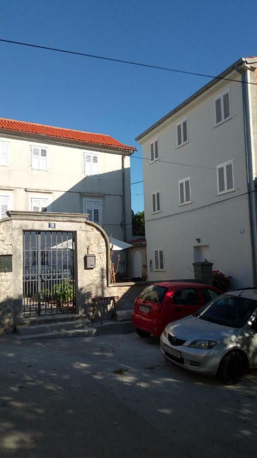Apartmani Filip Zadar Diklo 外观 照片